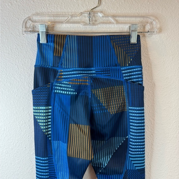 BROOKS RUNNING ‘Method’ Vented Tights - Picture 13 of 16